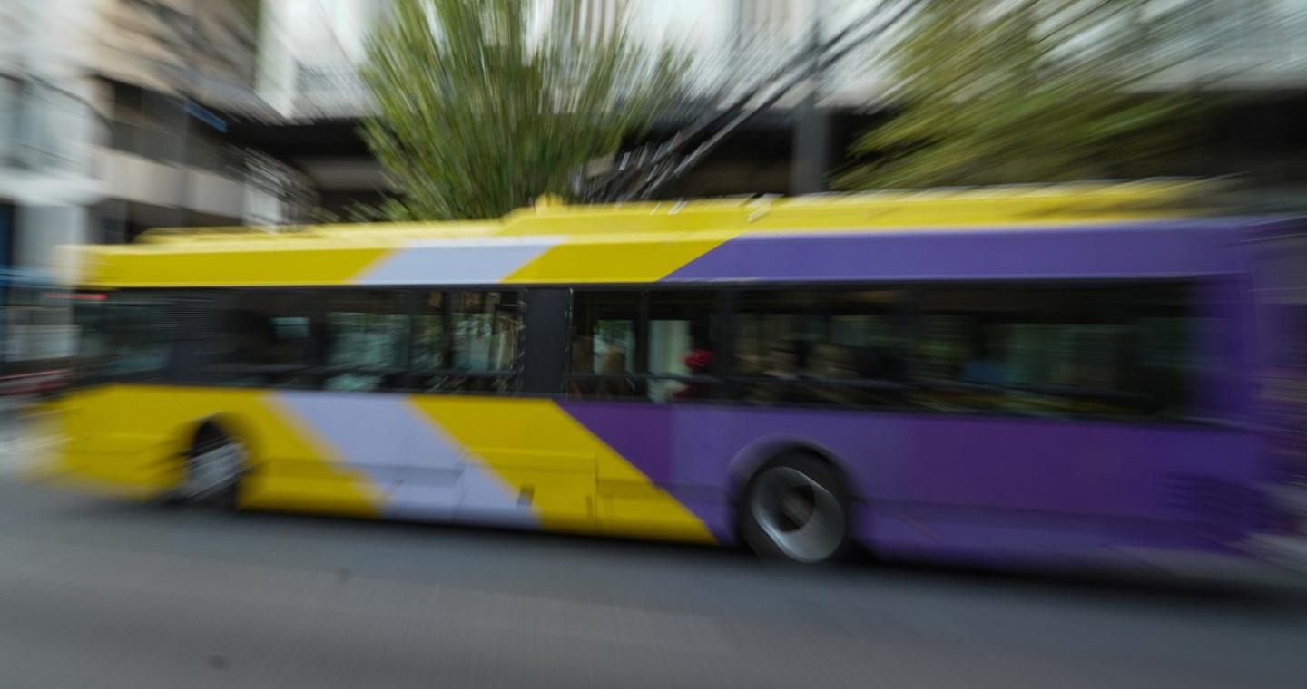 Τρόλεϊ: Το υπουργείο σχεδιάζει την κατάργησή τους – Αιφνιδιαστική απόφαση Κυρανάκη που προκαλεί αντιδράσεις