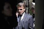 Γαλλία σε κρίση: Κυβέρνηση σε κατάρρευση, εκλογές ή παραίτηση Μακρόν;