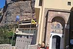 Καλάβρυτα: Ηγούμενος συνελήφθη για πώληση εικόνων – Τιμή 200.000 ευρώ!
