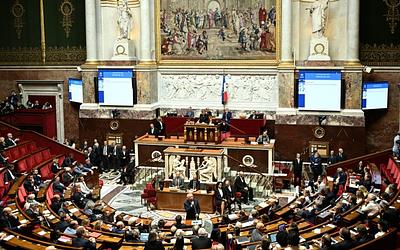 Γαλλία: Παραίτηση Μπαϊρού, βουτιά στην πολιτική κρίση!