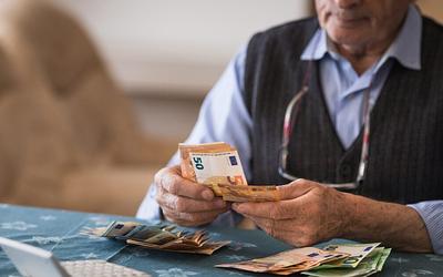 Φορολογικές ανάσες: Νέες κλίμακες φόρου εισοδήματος για όλους!