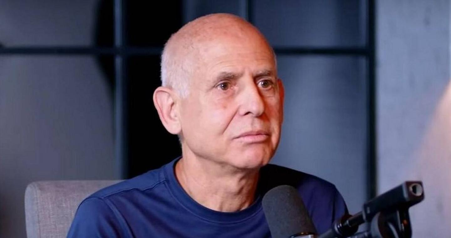 Ψυχίατρος: Ο ύπνος λιγότερο από 7 ώρες την ημέρα οδηγεί μακροχρόνια σε απώλεια μνήμης και ομίχλη εγκεφάλου