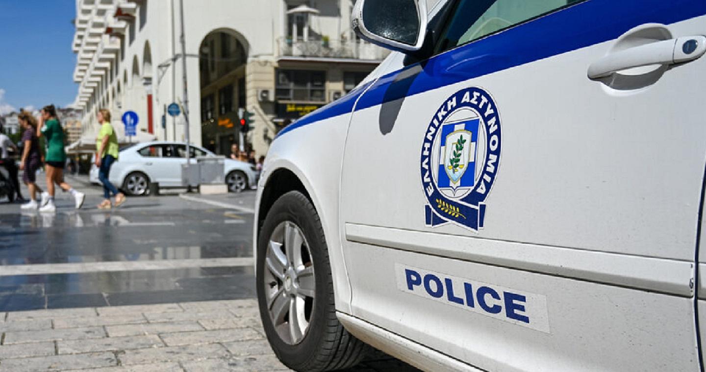 Θεσσαλονίκη: 37χρονος κατηγορείται ότι βίαζε ανήλικη παρουσία της μητέρας της