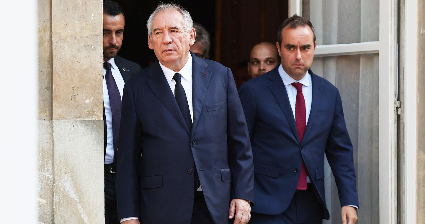 Γαλλία: Το στοίχημα του Μακρόν με τον Λεκορνί – Τι σηματοδοτεί η επιλογή του