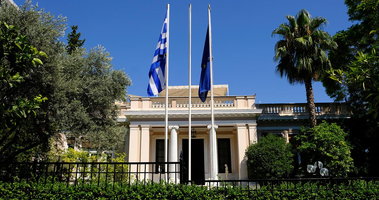 Σχεδιασμός με ορίζοντα τις εκλογές του 2027 για το Μαξίμου