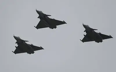 Rafale στην Πολωνία: Αντίδραση Μακρόν για εισβολή ρωσικών drones
