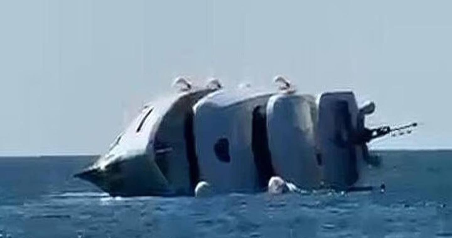 Τουρκία: Καρέ καρέ η στιγμή που υπερπολυτελές γιοτ βυθίζεται μετά την καθέλκυσή του - Δείτε το βίντεο