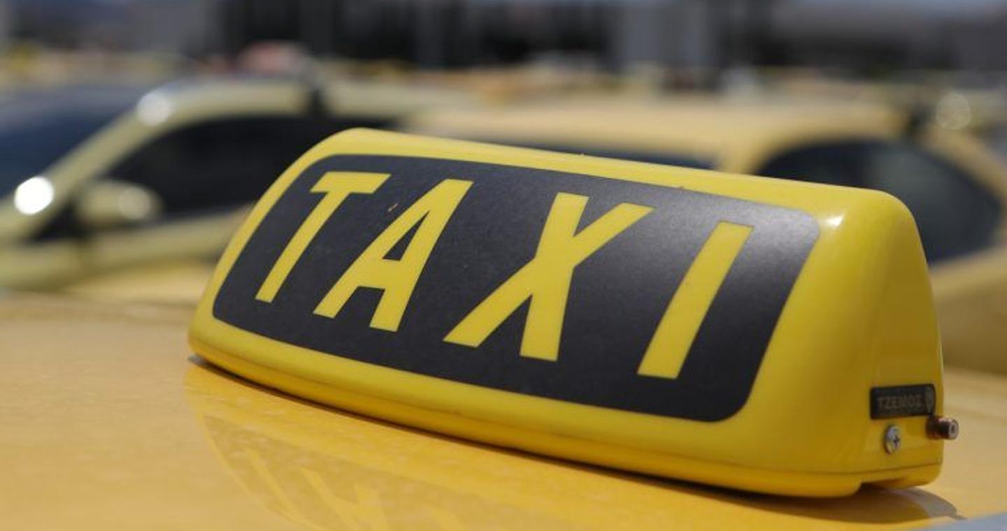 48ωρη απεργία: Οι οδηγοί ταξί τραβούν «χειρόφρενο» – Θα εξυπηρετούνται μεταφορές από προς και τα νοσοκομεία