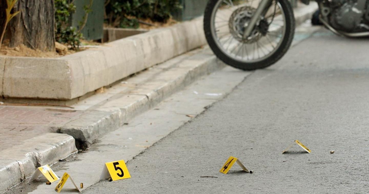 Ίλιον: Ανταλλαγή πυροβολισμών τα ξημερώματα στο Πάρκο Τρίτση – Βρέθηκαν πάνω από 15 κάλυκες
