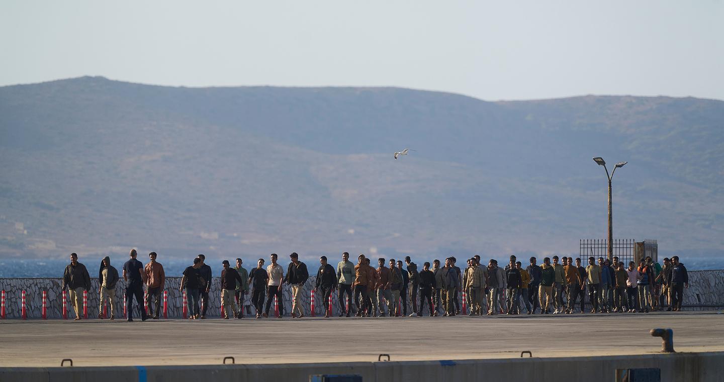 Μεταναστευτικό: Αυξάνονται οι ροές – Περισσότεροι από 570 μετανάστες στη Γαύδο σε ένα 24ωρο
