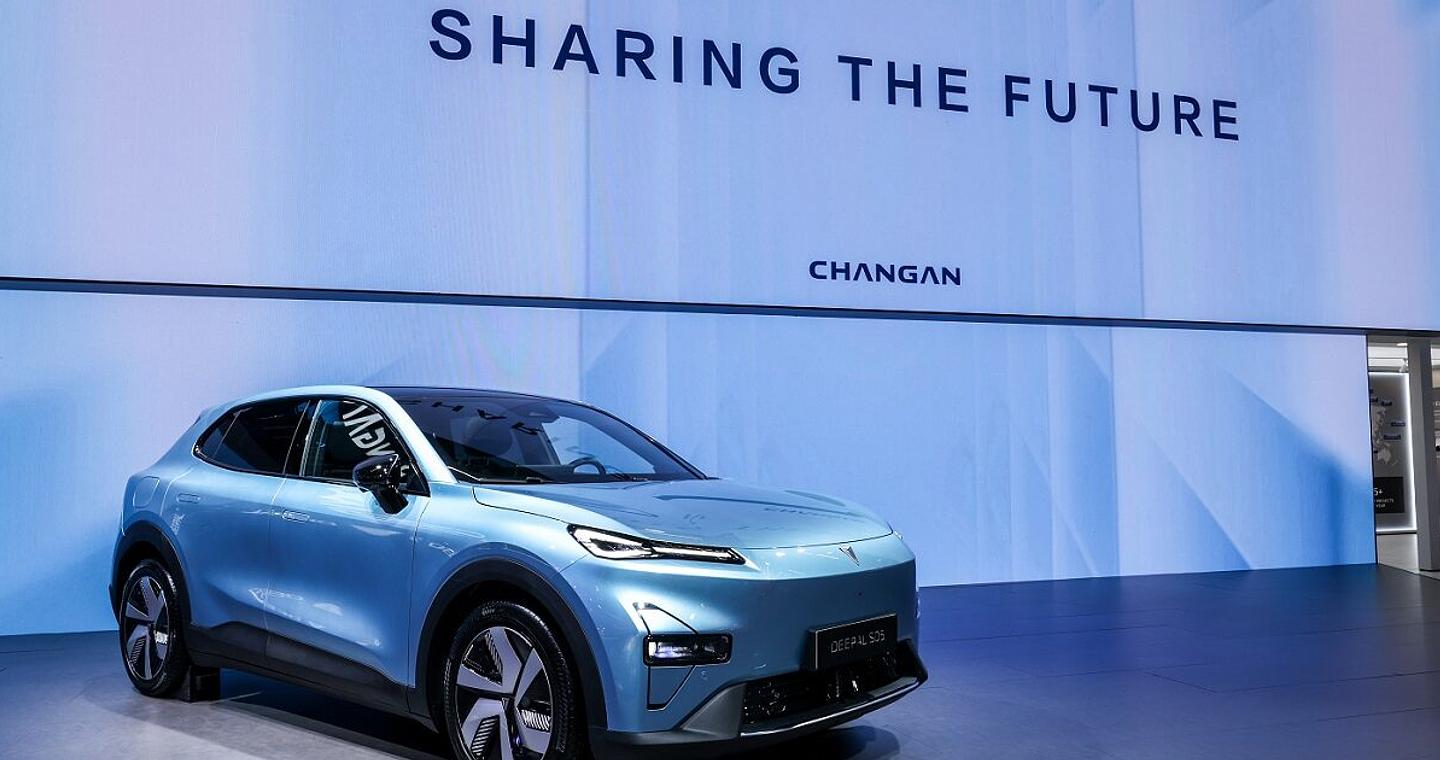Changan: Τον Οκτώβριο κάνει πρεμιέρα στην Ελλάδα με δύο ηλεκτρικά μοντέλα