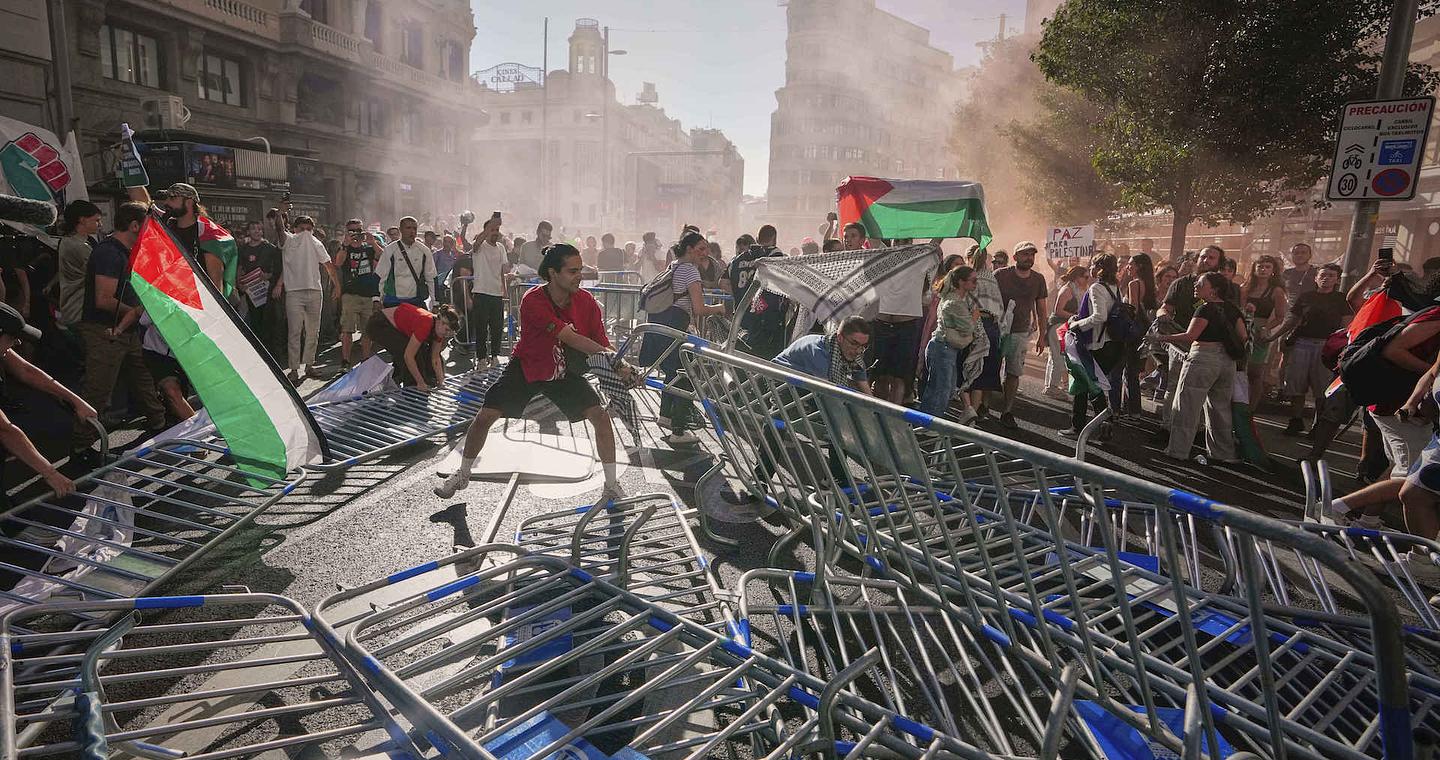 Ισπανία: «Εμφύλιος» κυβέρνησης-αντιπολίτευσης για τη διακοπή του ποδηλατικού γύρου