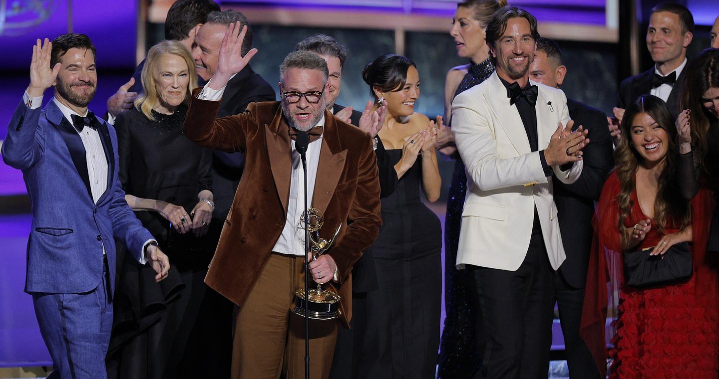 Emmys 2025: Θρίαμβος για τα «The Studio» και «Adolescence»