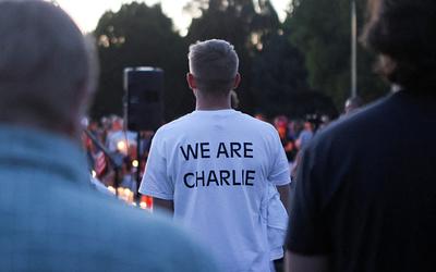 Σοκάρει η δολοφονία ακτιβιστή στις ΗΠΑ: Στο μικροσκόπιο σημειώσεις και μηνύματα!