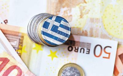 ΟΟΣΑ: Δραματική μείωση εισοδήματος στην Ελλάδα – Τι αποκαλύπτουν τα στοιχεία
