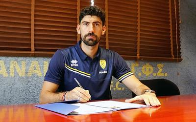 Ο Μπουχαλάκης «ντύνεται» στα χρώματα του Παναιτωλικού!