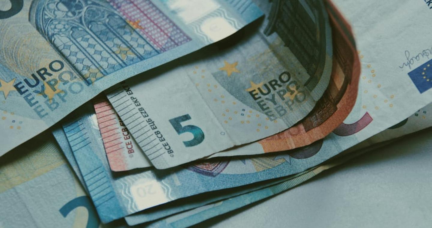 Έρχεται νέο ασφαλιστικό νομοσχέδιο - Μειώνονται οι παροχές στα ταμεία ΔΕΚΟ και τραπεζών