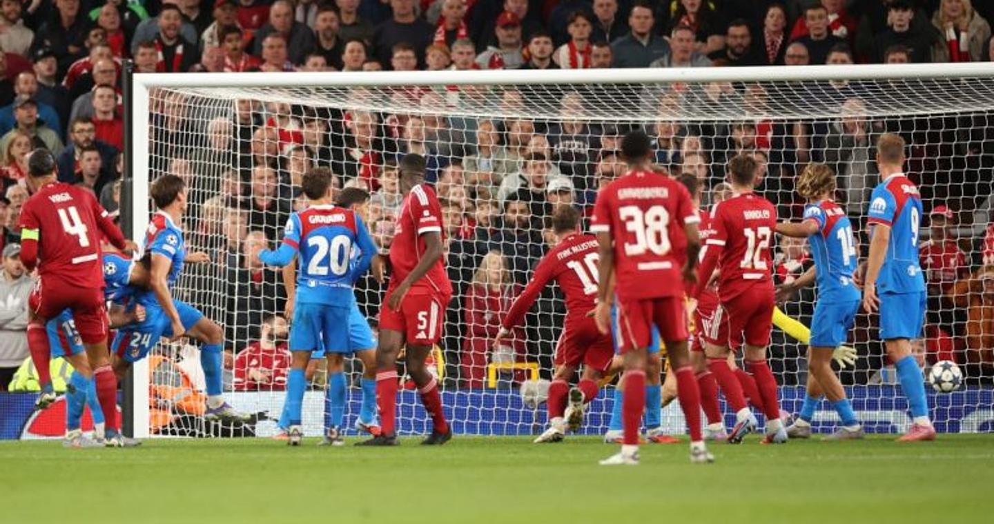 Champions League: Με νίκες ξεκίνησαν Παρί και Ίντερ, ο Φαν Ντάικ «λύτρωσε» στο 90+2΄ τη Λίβερπουλ