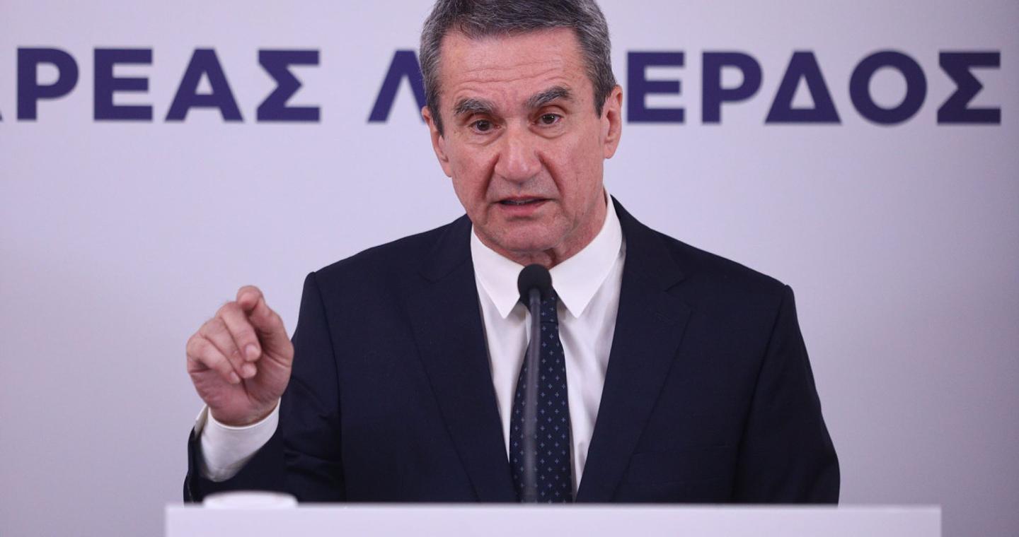 Λοβέρδος στον ΣΚΑΪ: Υπηρετώ την επιλογή της σταθερότητας – Δεν θα ανοίξω βεντέτα με το ΠΑΣΟΚ