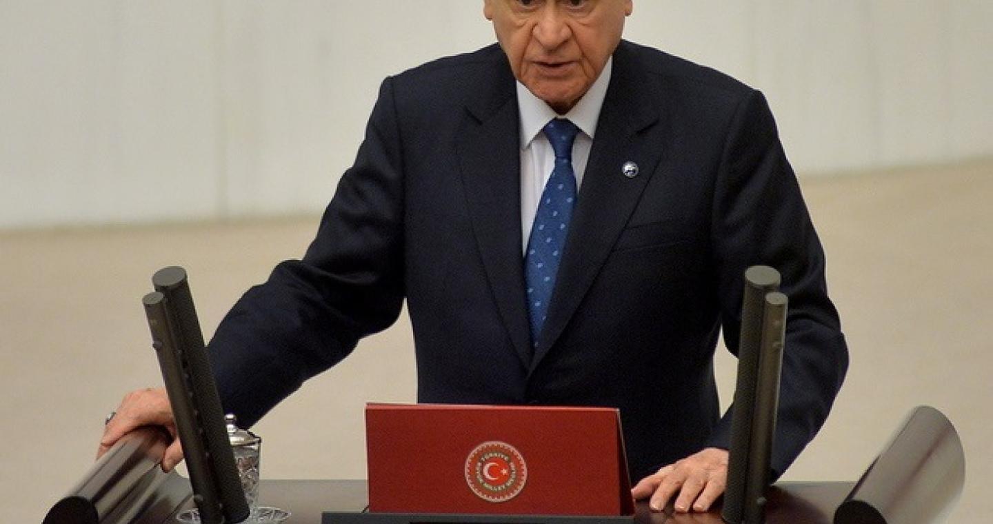 Πυρά Μπαχτσελί κατά Τραμπ - Προτείνει να «σπάσει» η Τουρκία τη συμμαχία με τις ΗΠΑ και να συνασπιστεί με Ρωσία και Κίνα