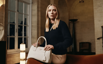 Λάνθιμος: Κλωνοποιημένη Γιόχανσον για Prada, γύψινα λιοντάρια για Vuitton