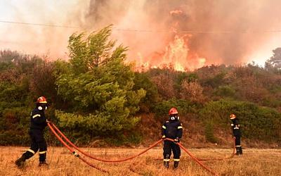 Αρκαδία φλέγεται: Μάχη με τις φλόγες στο Λεοντάρι!
