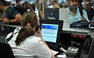Κυβερνοεπίθεση «παρέλυσε» αεροδρόμια: Χάος σε πτήσεις, ουρές & φόβοι για εμπλοκή Ρωσίας