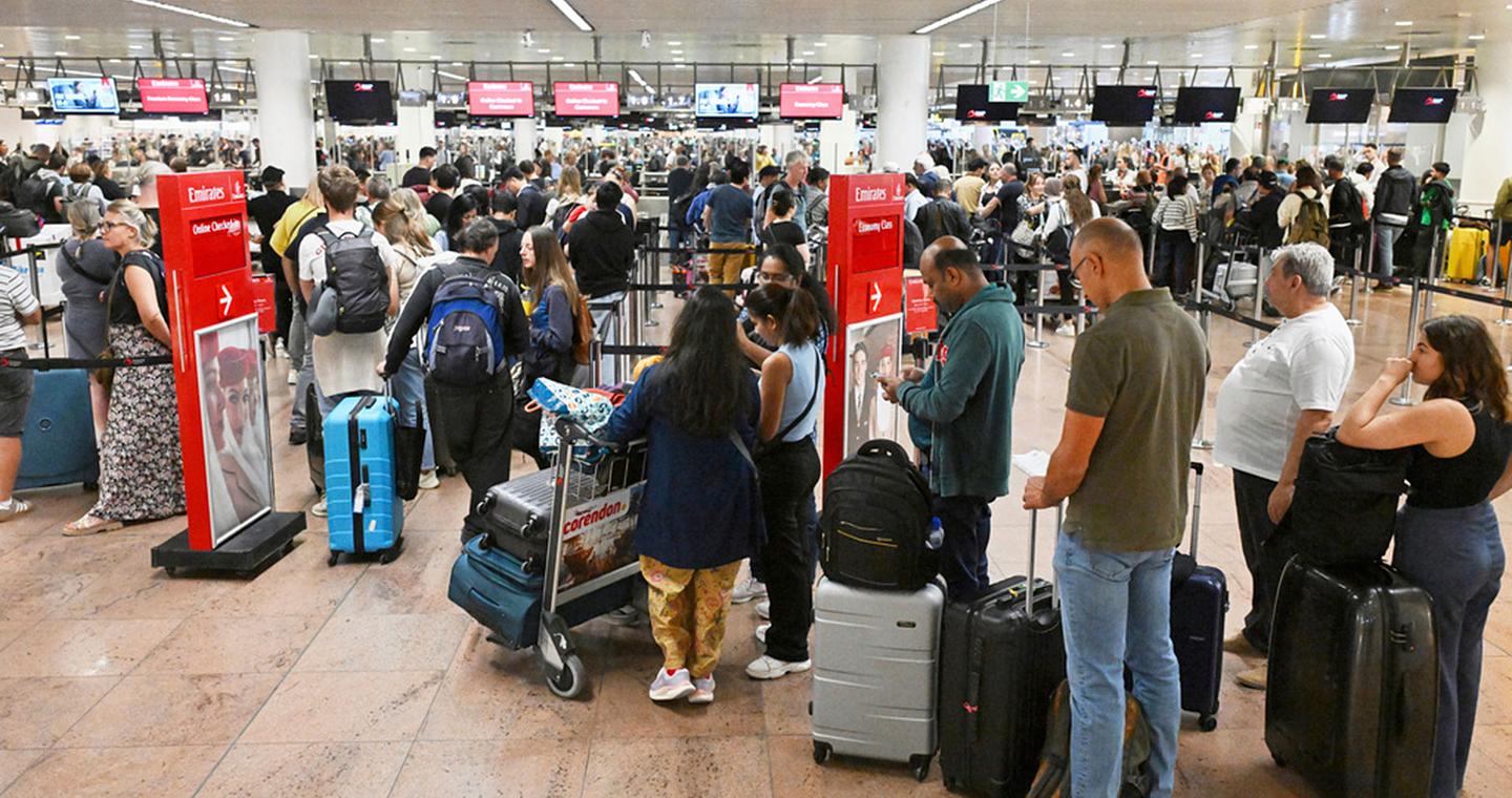 Κυβερνοεπίθεση στα αεροδρόμια: Δεύτερη μέρα ταλαιπωρίας και χάους – Τα σενάρια για τους δράστες