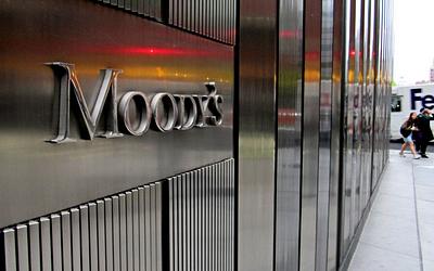 Moody's: Σταθερή η πιστοληπτική ικανότητα της Ελλάδας – Τι δείχνει η αξιολόγηση