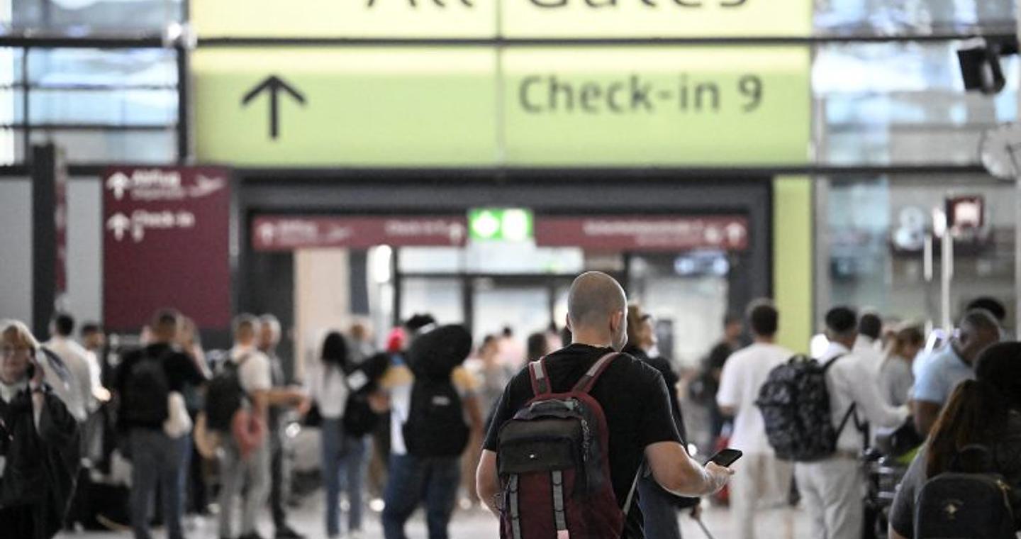 Κυβερνοεπίθεση σε αεροδρόμια: «Εξαιρετικά έξυπνη» τη χαρακτηρίζουν οι ειδικοί – Μεγάλη ταλαιπωρία σε Βρυξέλλες και Χίθροου