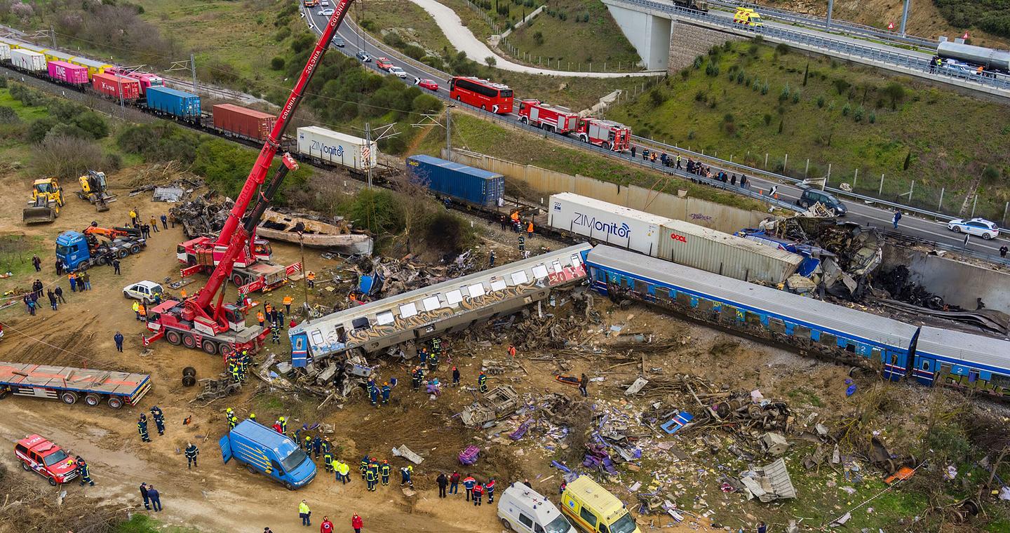 Τέμπη: Κατέθεσαν για την υπόθεση Τριαντόπουλου οι γονείς του Βάιου Βλάχου
