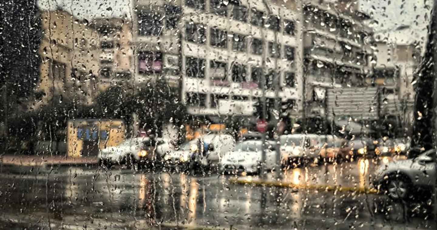 Αλλάζει το σκηνικό του καιρού: Πτώση θερμοκρασίας και ισχυροί άνεμοι – Τοπικές βροχές σε ηπειρωτικά και Κρήτη