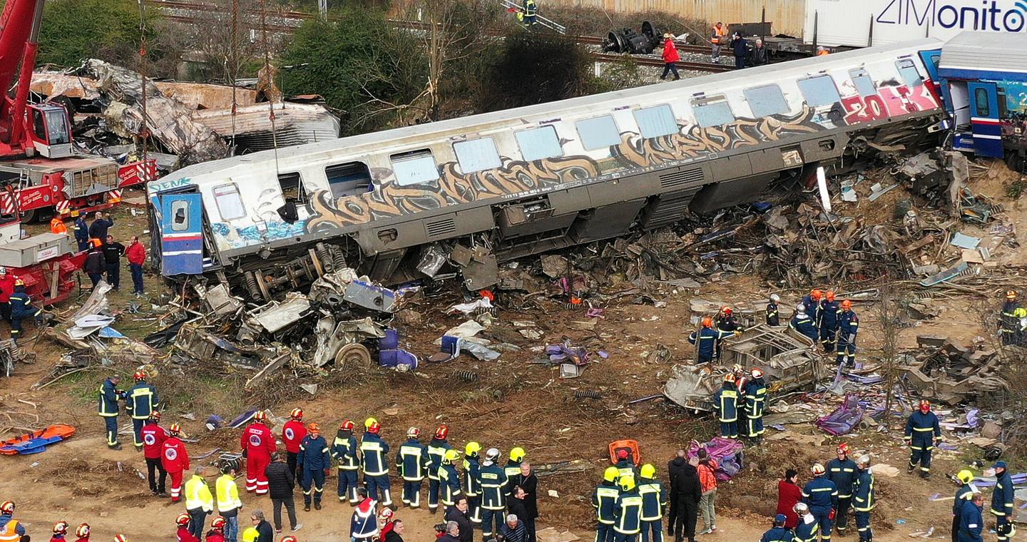 Τέμπη: Ποιες απαντήσεις μπορεί να δώσει η εκταφή;