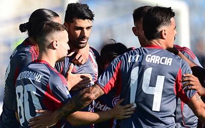 Θρίαμβος Ολυμπιακού στην Τρίπολη: Δύο γκολ ο Ταρέμι, νίκη με 2-1!