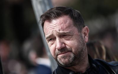 Οργή Πλακιά για τις φωτογραφίες των θυμάτων στα Τέμπη: "Σκοτώνετε τις μάνες!"