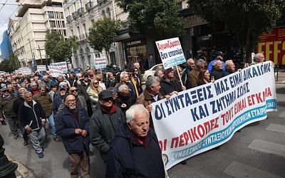 Συντάξεις: Τι αλλάζει για τους 55άρηδες από το 2027 και μετά;