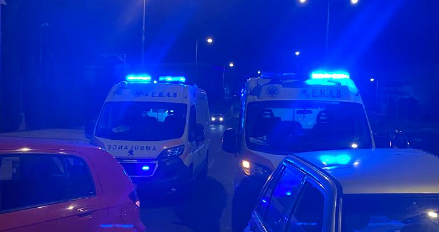 Σοβαρό τροχαίο στο Πόρτο Ράφτη: Αυτοκίνητο έπεσε σε χαντάκι - Απεγκλωβίστηκε άτομο χωρίς τις αισθήσεις του
