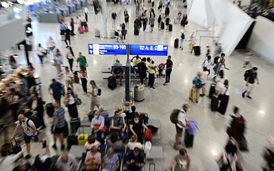 Χάος στο "Ελευθέριος Βενιζέλος": Συνεχίζονται οι καθυστερήσεις πτήσεων!