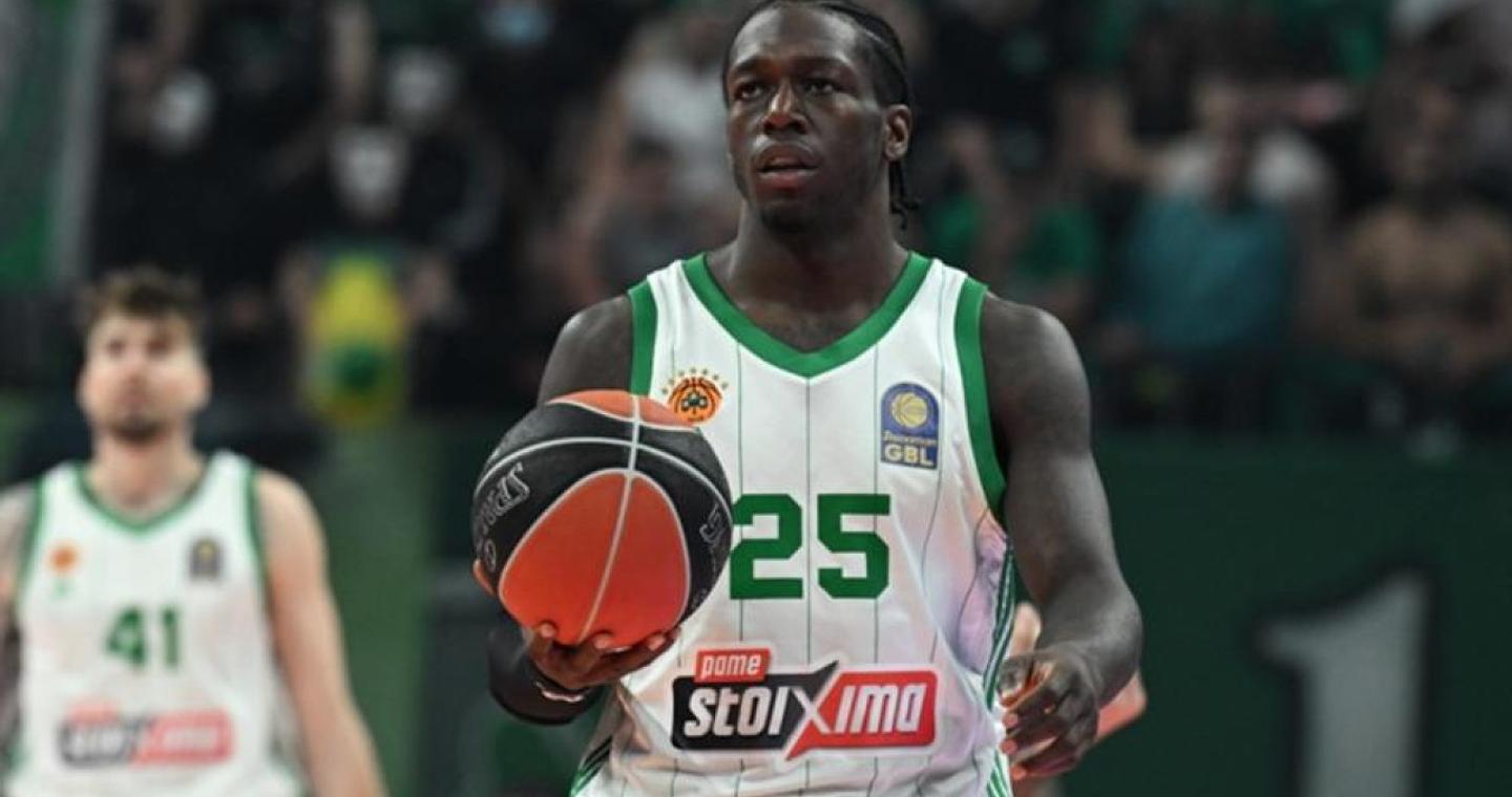 Οι GM της Euroleague ψήφισαν τον Κέντρικ Νταν ως τον «ακρογωνιαίο λίθο» της ομάδας που θα έκτιζαν