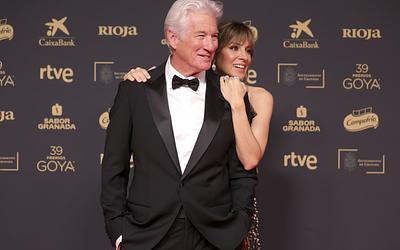 Ερωτευμένοι στο Μιλάνο: Ο Richard Gere λάμπει με την Alejandra Silva!