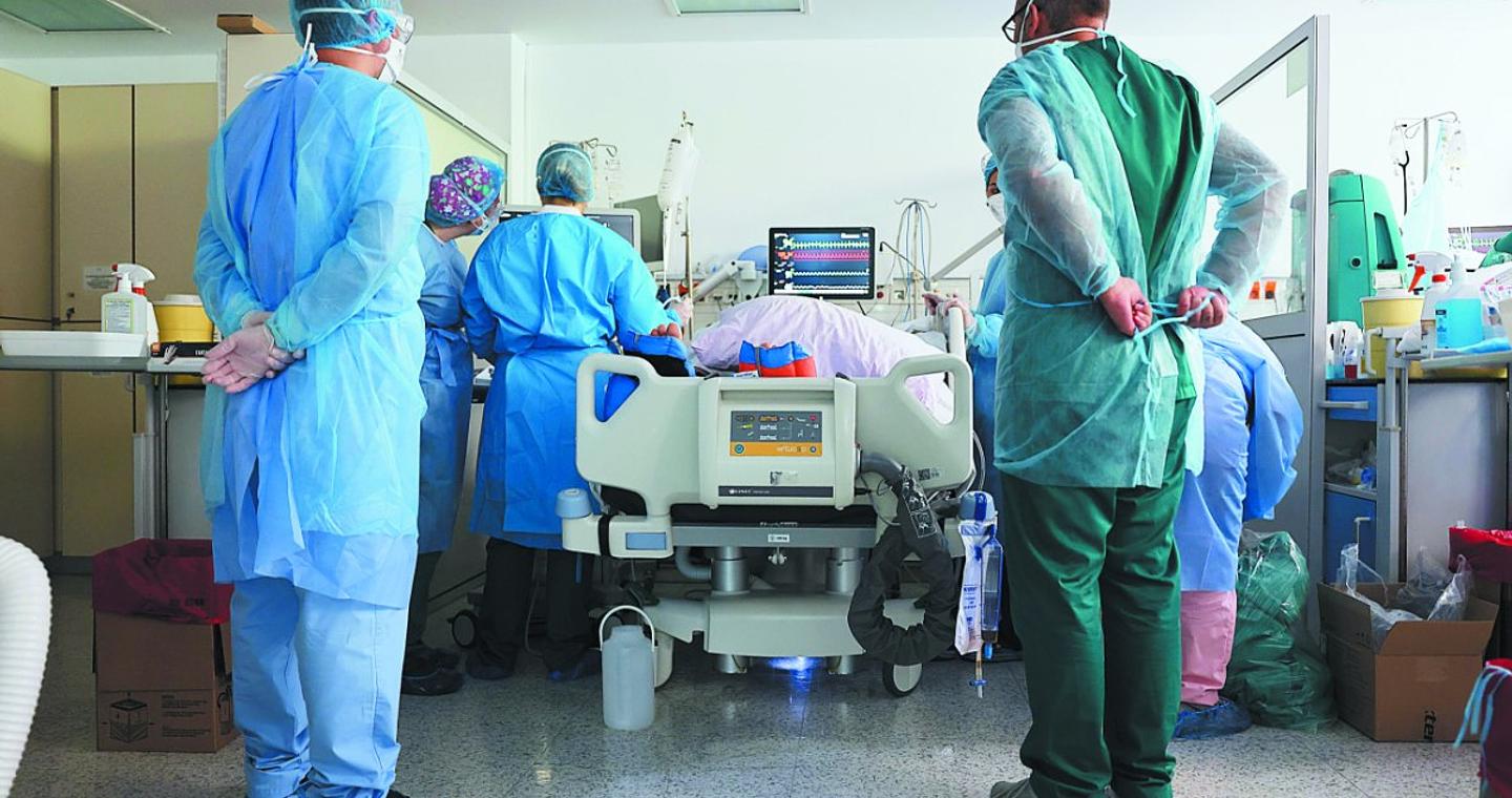 Φθηνό φάρμακο υπόσχεται θεαματικά αποτελέσματα κατά της βαριάς Covid