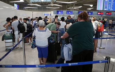 Χάος στα αεροδρόμια: Καθυστερήσεις πτήσεων και αντιδράσεις ελεγκτών