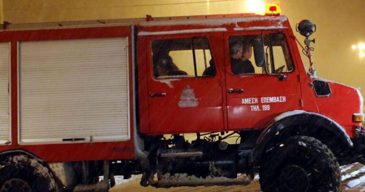 Πυρκαγιά σε εγκαταλελειμένο ξενοδοχείο στο κέντρο της Αθήνας – Απεγκλωβίστηκαν άτομα