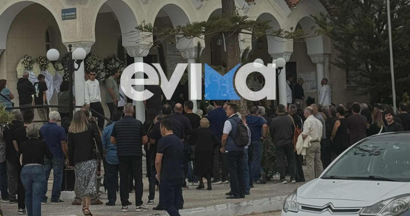 Εύβοια: Ράγισαν καρδιές στην κηδεία του 20χρονου ναυτικού που έχασε τη ζωή του στο Blue Star Χίος