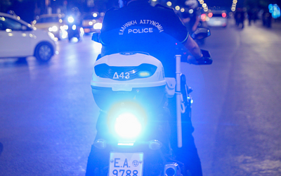 Αγ. Δημήτριος: Μοτοσικλέτα χτύπησε παιδί 2,5 ετών και το εγκατέλειψε!