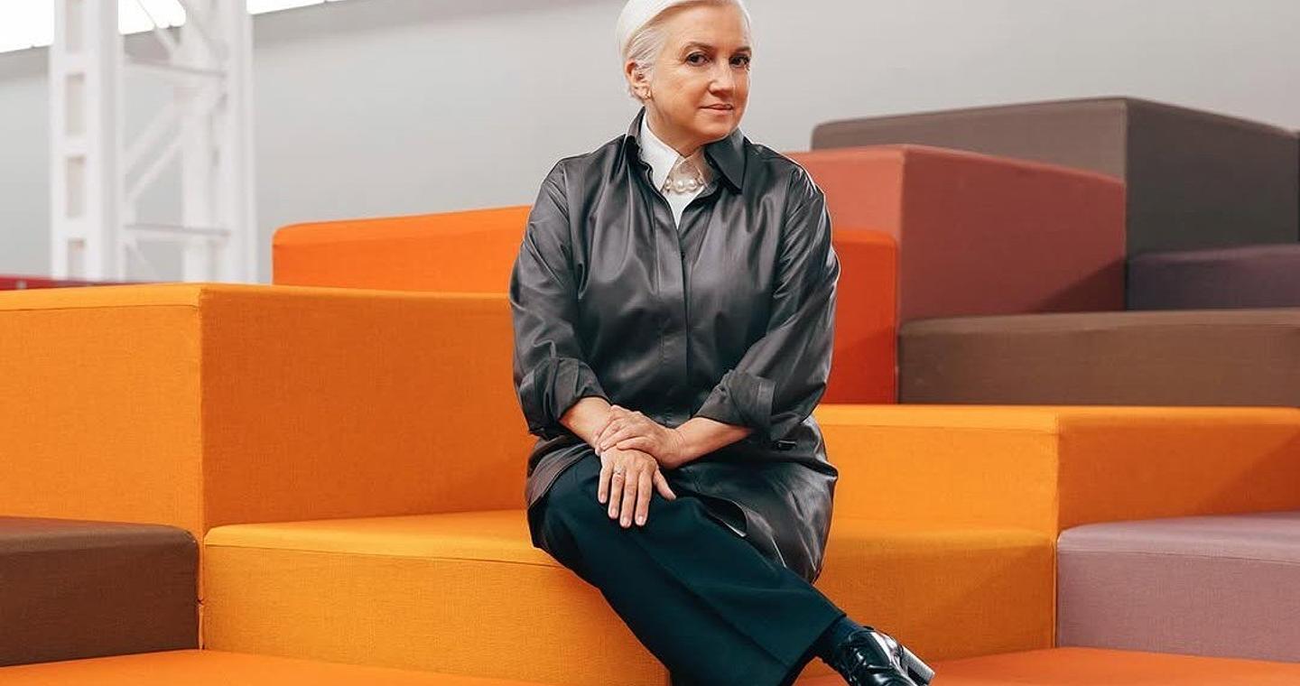 Η Silvia Venturini Fendi αποχωρεί από τη θέση της καλλιτεχνικής διευθύντριας του οίκου μόδας – «Η τέχνη του να μοιράζεσαι»