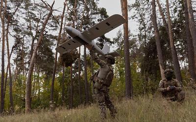«Τείχος» drone στα σύνορα Ευρώπης-Ρωσίας; Μακρόν και Σολτς αντιδρούν!