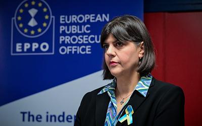 Λάουρα Κοβέσι: «Ο ΟΠΕΚΕΠΕ έγινε συνώνυμο διαφθοράς – Αλλάξτε το Σύνταγμα!»