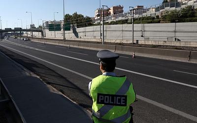 Σύλληψη 40χρονης στην Αττική Οδό για οδήγηση στη ΛΕΑ – Υποτροπή!