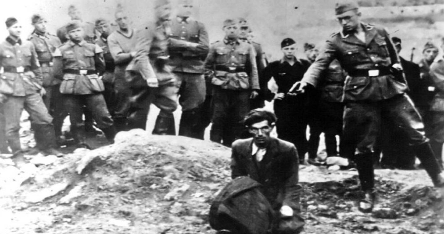 Ψάχνουν με AI τον εκτελεστή των ναζί από φωτογραφία του Β΄ Παγκοσμίου